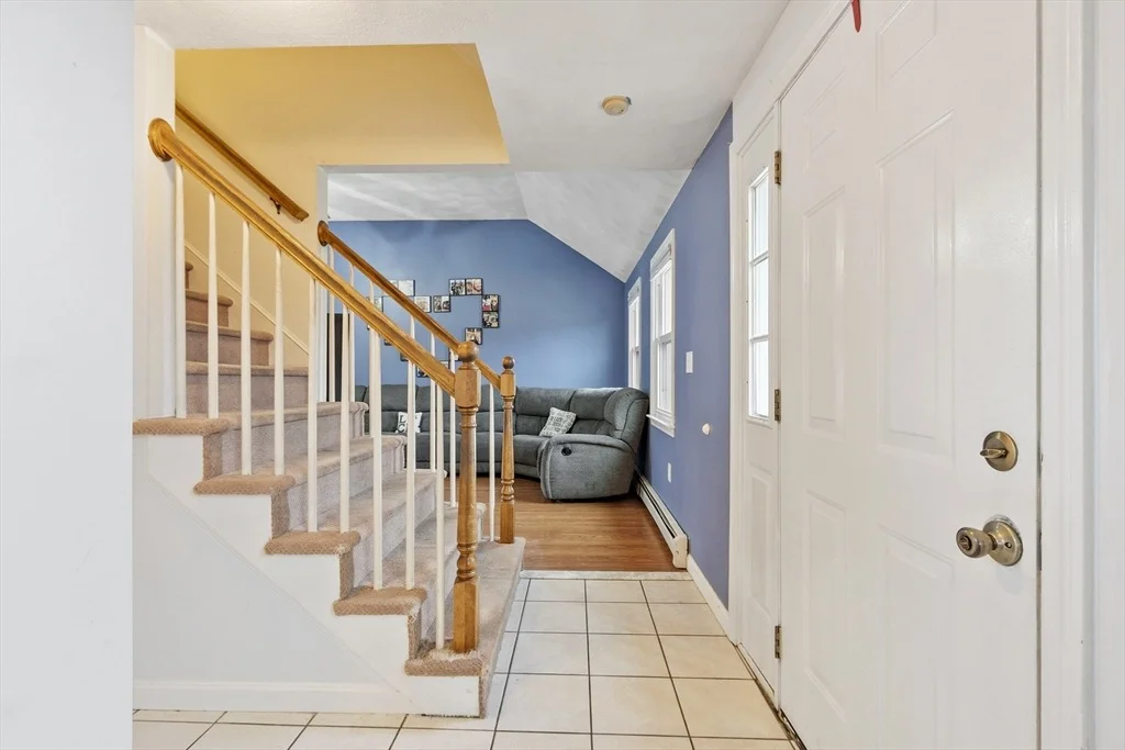 Photo of 27 Merrimac Dr