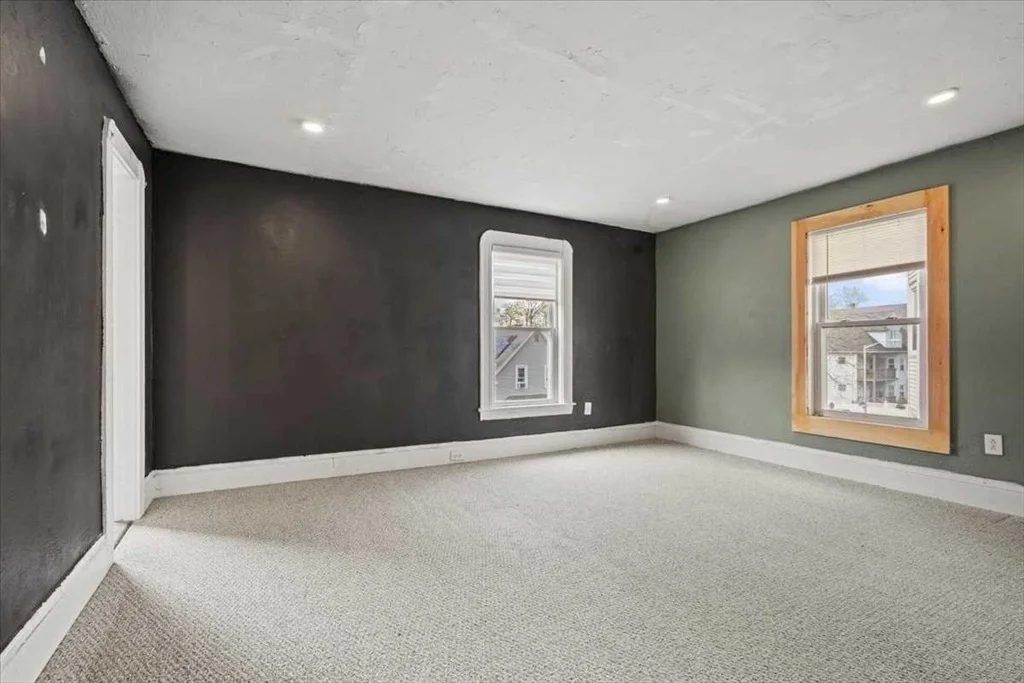 Photo of 40 Duxbury Rd