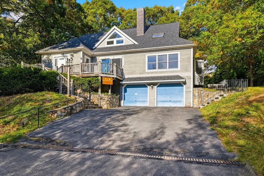 Photo of 37 Rydal Mount Dr