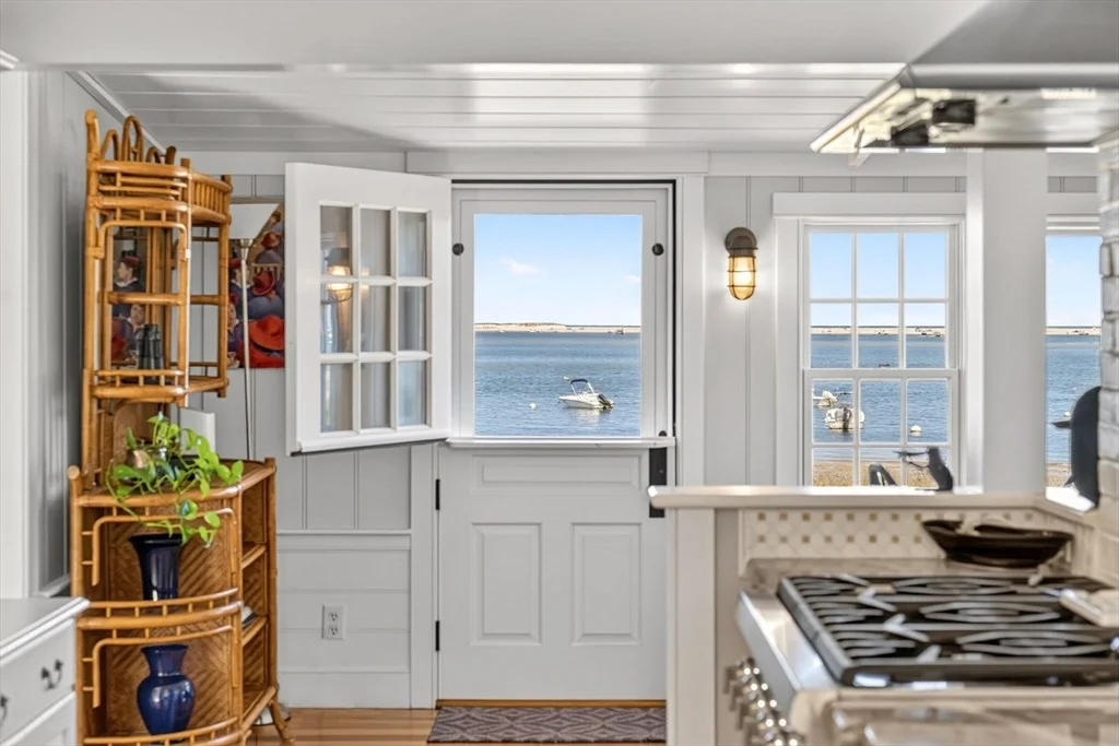 Photo of 166 Shore Road