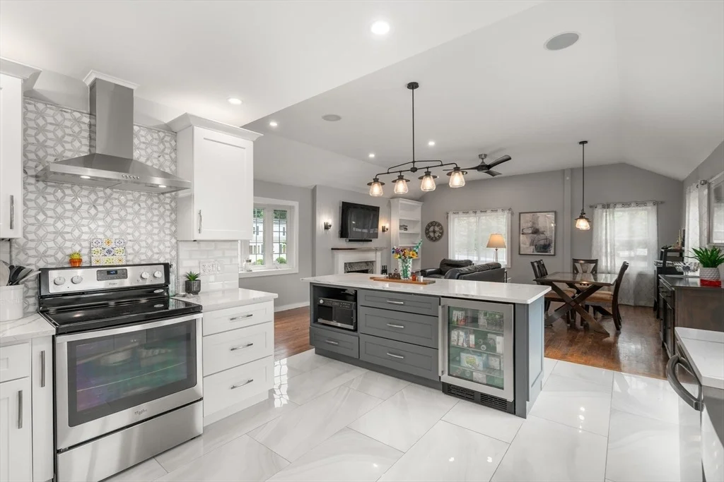Photo of 32 Oak St