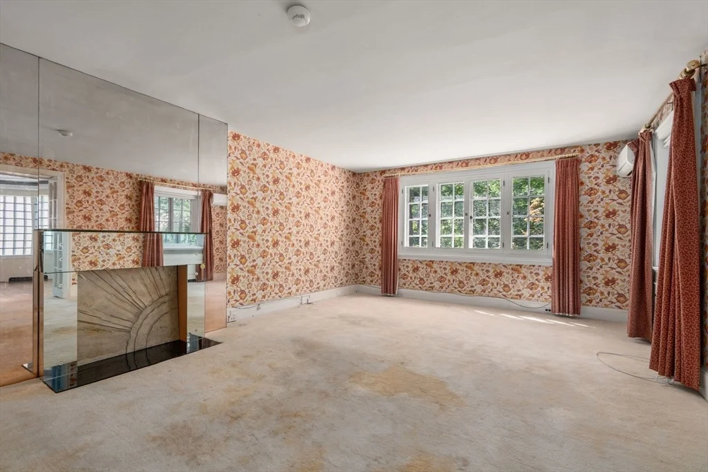 Photo of 180 Ivy St