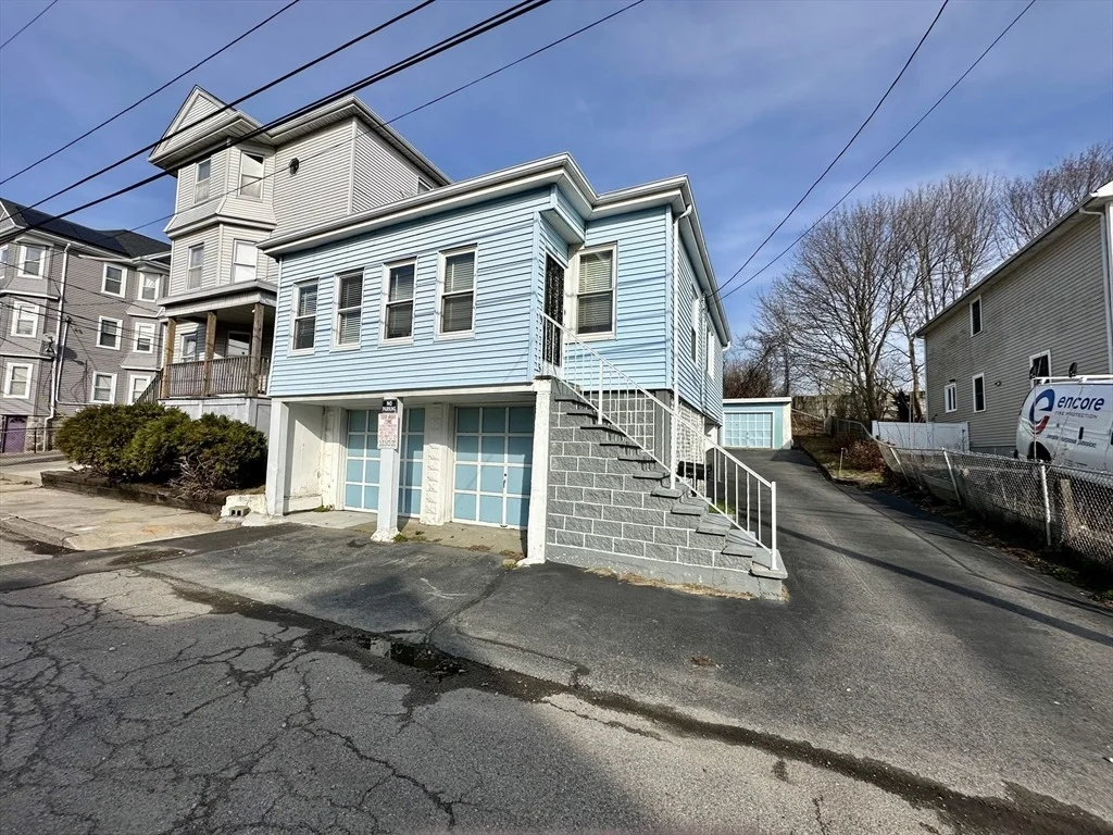Photo of 150 Crawford St