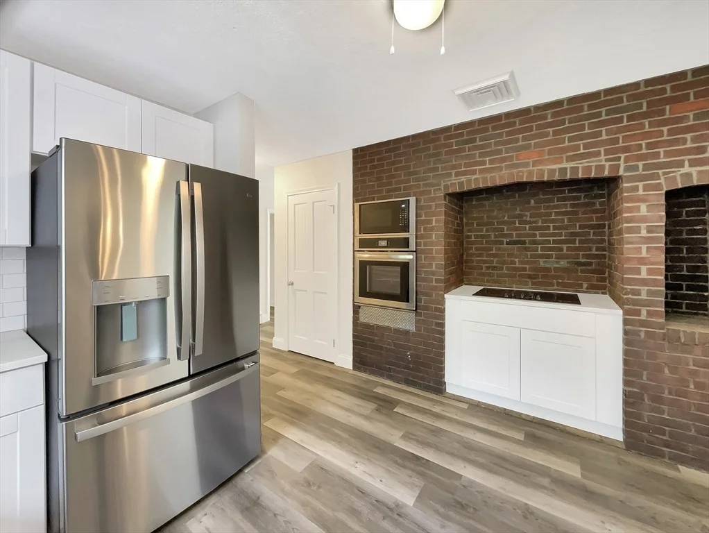 Photo of 13 Sunset Ave