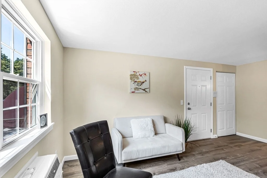 Photo of Unit D at 33 Maple Crest Cir