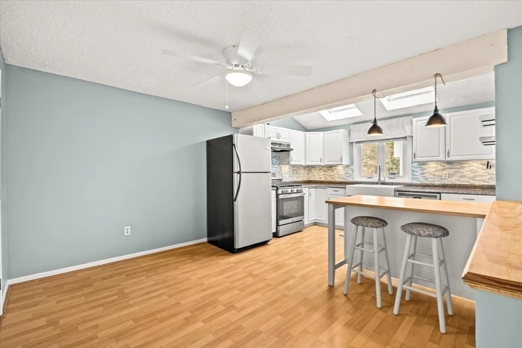 Photo of Unit 1 at 6 Robin Circle