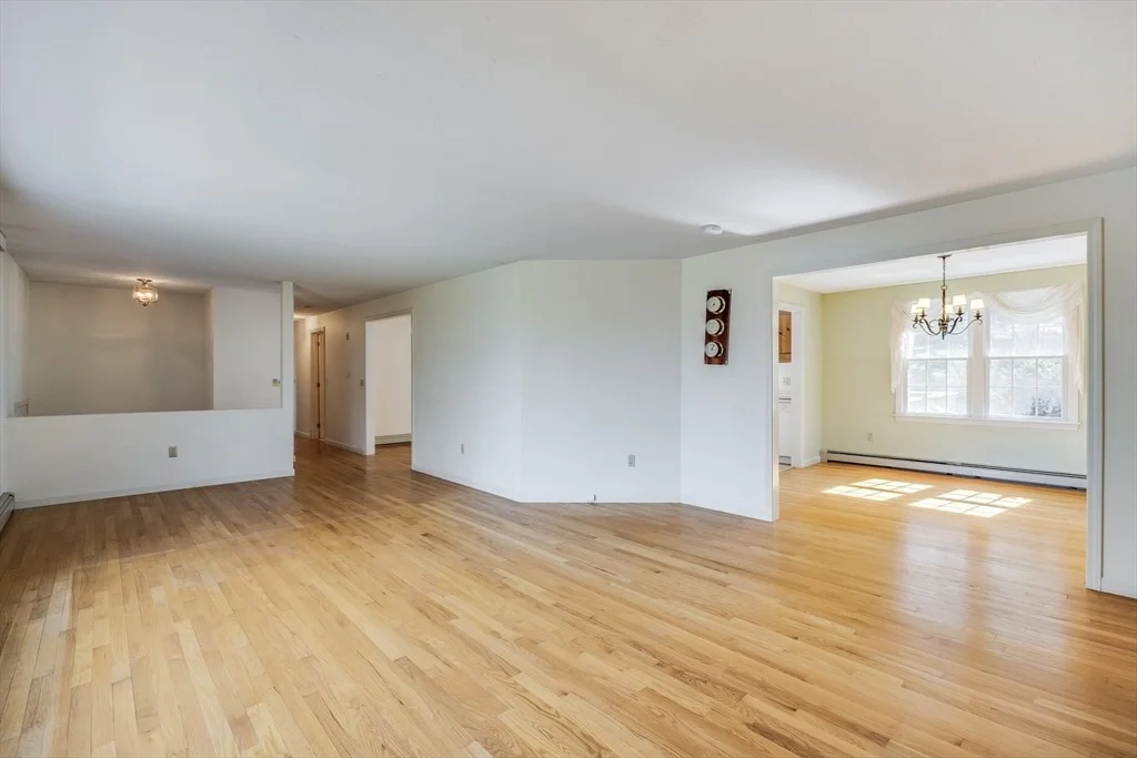 Photo of 9 Courier Drive