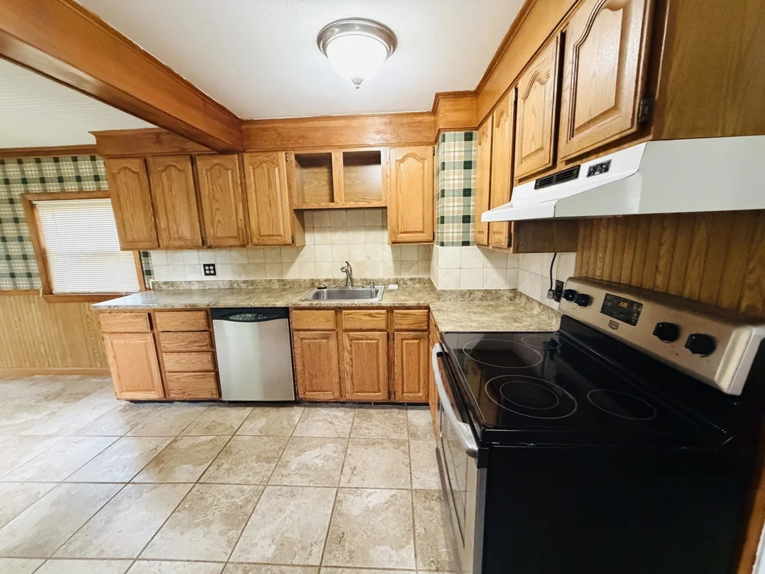 Photo of 433 Gifford Street