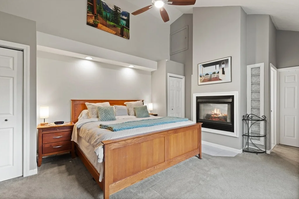 Photo of Unit 333 at 333 Captain Eames Cir
