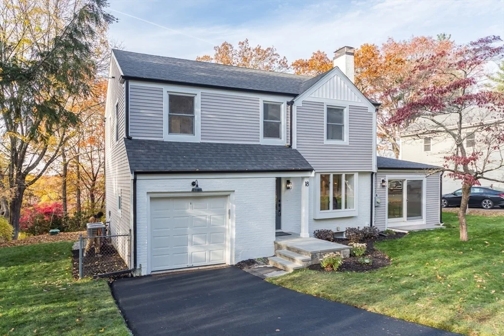 Photo of 18 University Dr