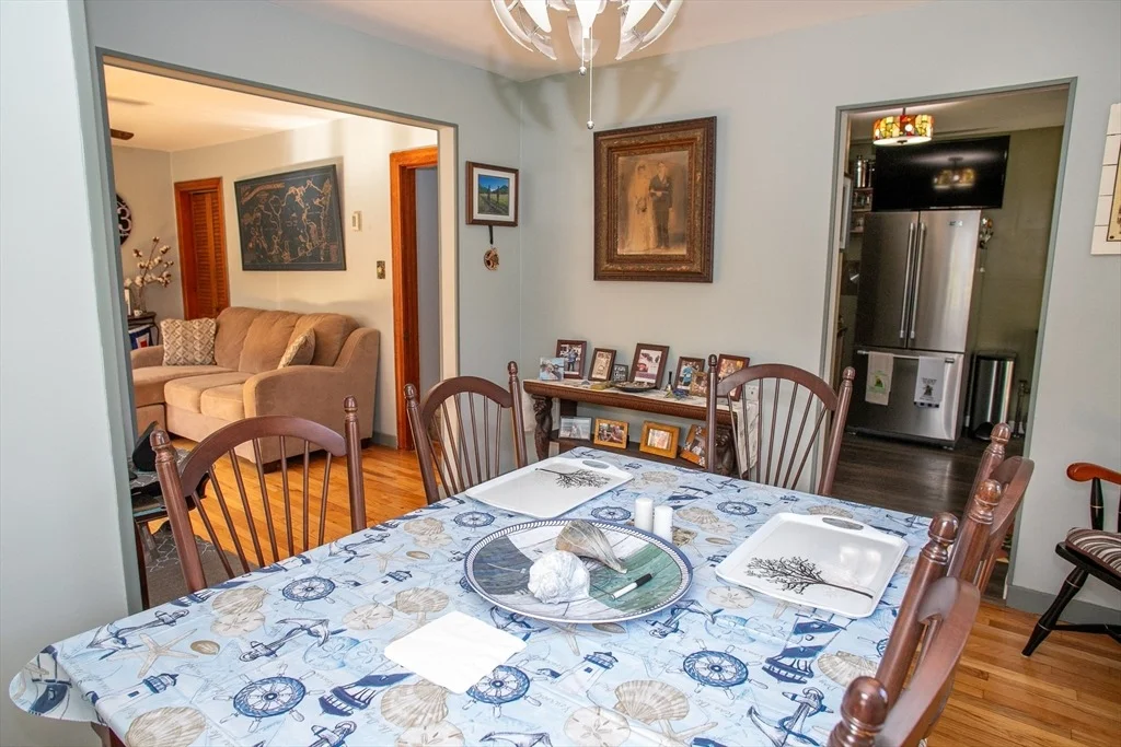 Photo of 20 Cottage Ln