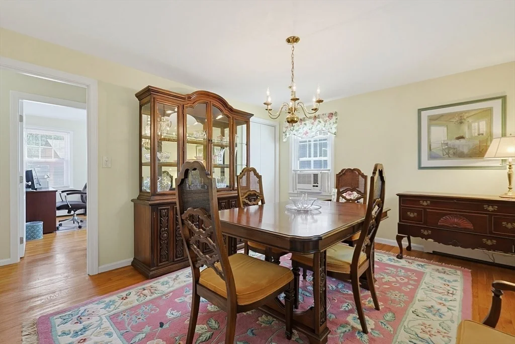 Photo of 141 Russell Road