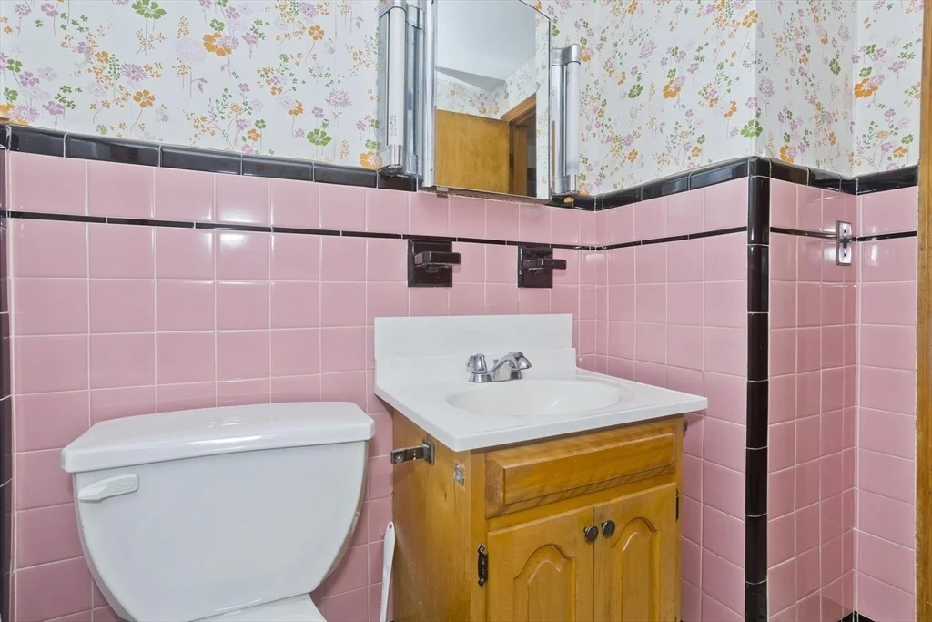 Photo of 30 Elliot Ave.
