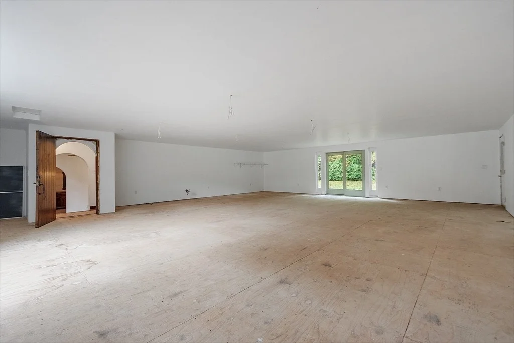 Photo of 87 Hubbardston Road