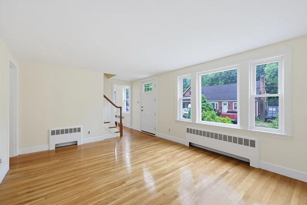 Photo of 103 John Carver Rd