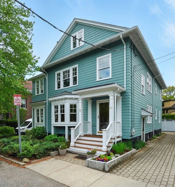 Photo of 11 Longfellow Rd