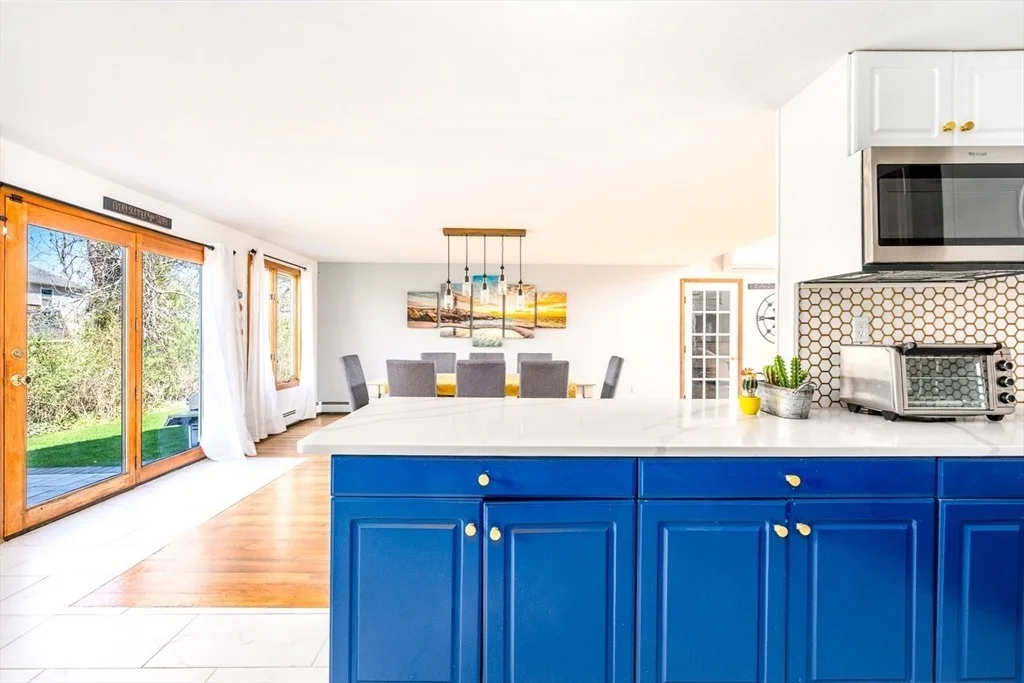 Photo of 33 Island View Rd