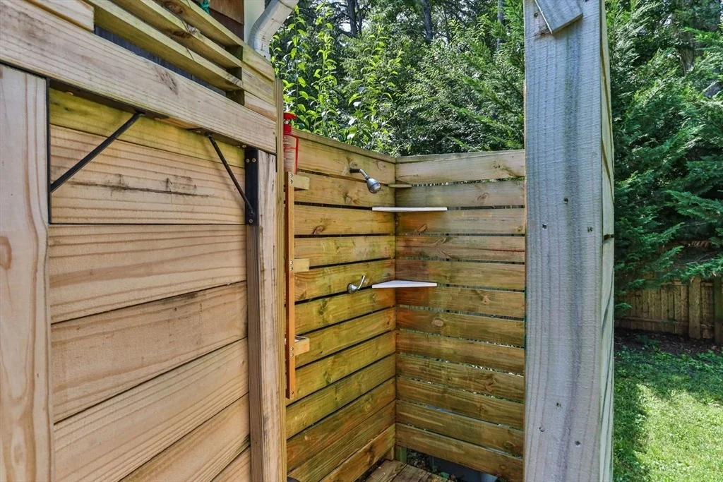 Photo of 3 Shagbark Rd