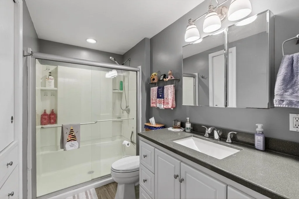 Photo of 649 Elm St