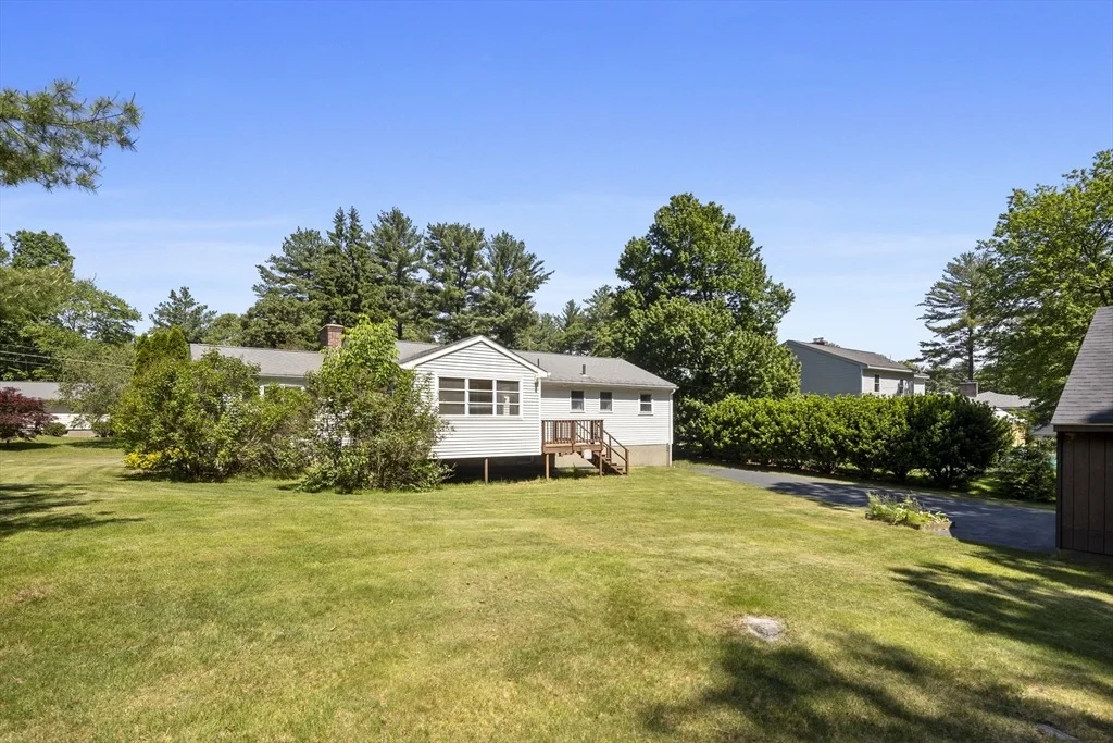Photo of 23 Gloria Circle