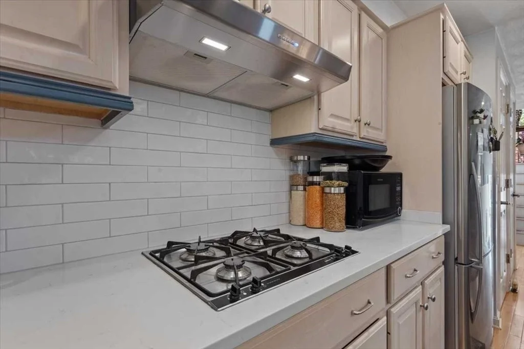 Photo of Unit 8 at 8 Deer Path