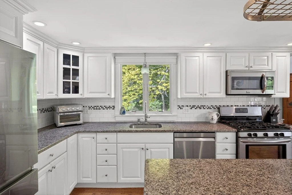 Photo of 4 Forsythia Dr