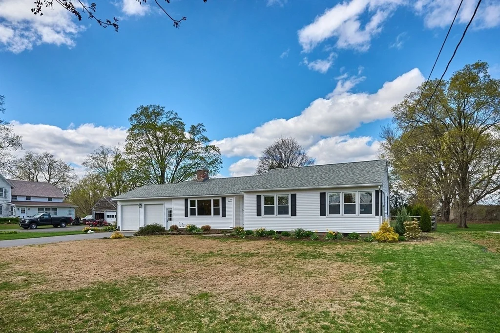 Photo of 18 Maple Ave