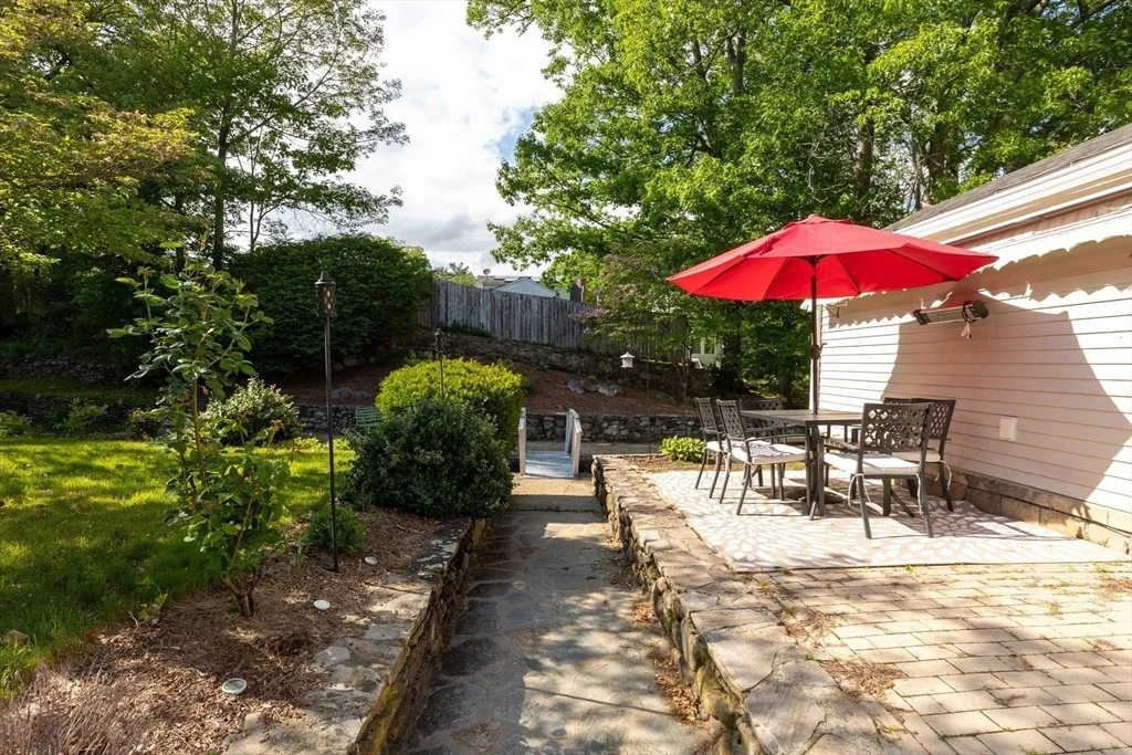 Photo of 8 Merriweather Rd
