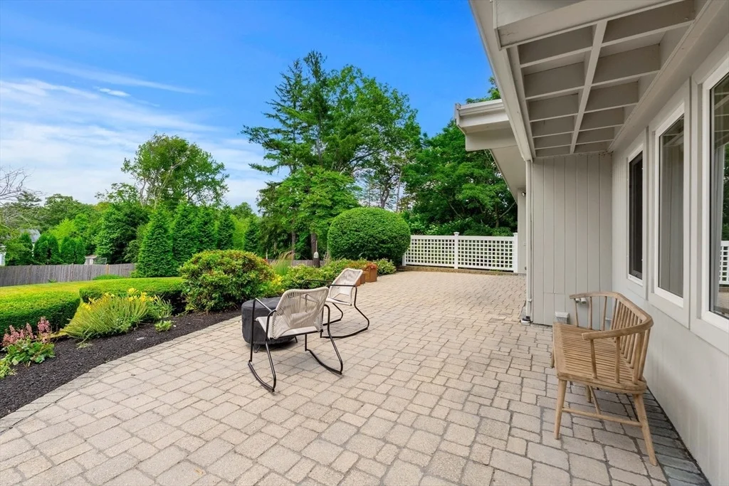 Photo of 285 Brush Hill Rd