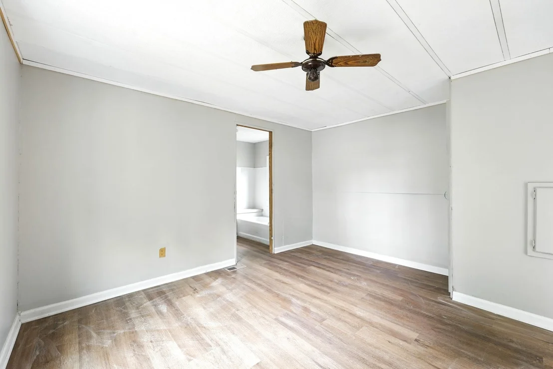 Photo of 7 Nelligan
