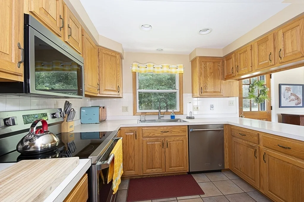 Photo of 23 Mary Ann Dr