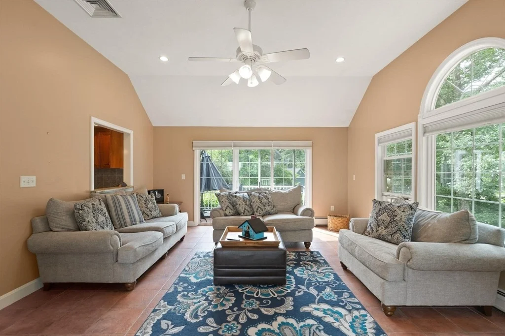 Photo of 210 Abbott