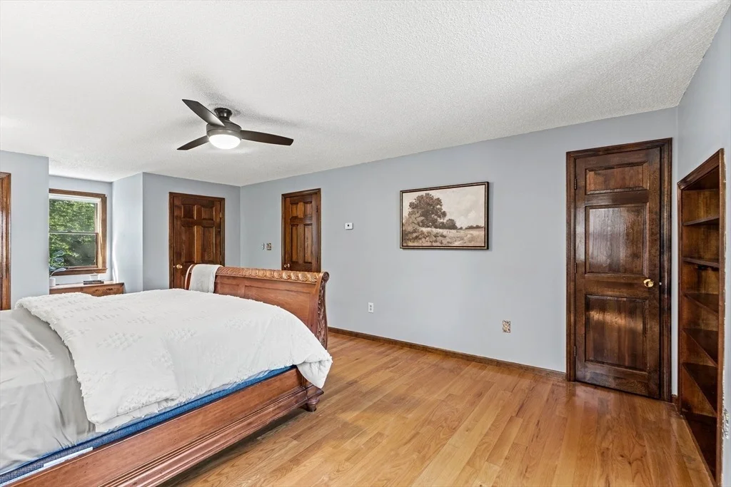 Photo of 89 W Meadow Rd