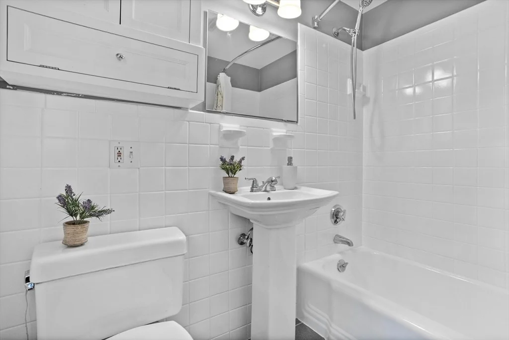 Photo of 1 Emerson Dr