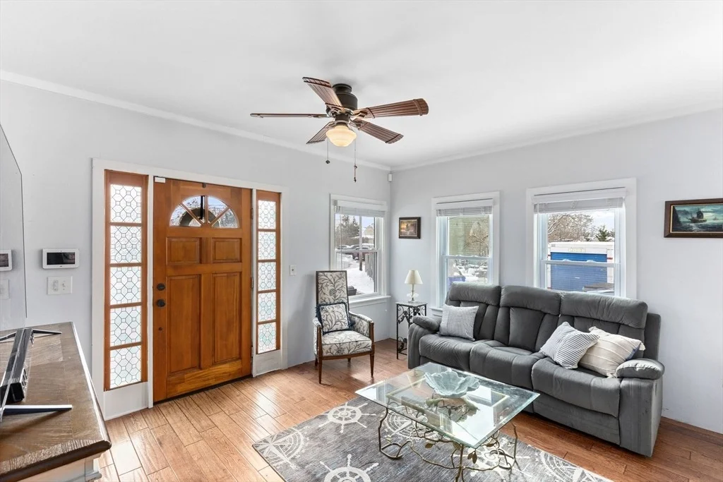 Photo of 27 Harrison Ave