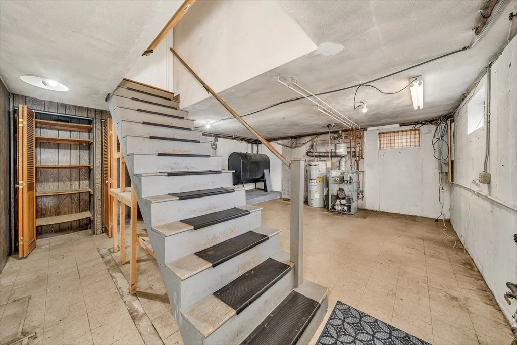 Photo of 17 Dale Cir.