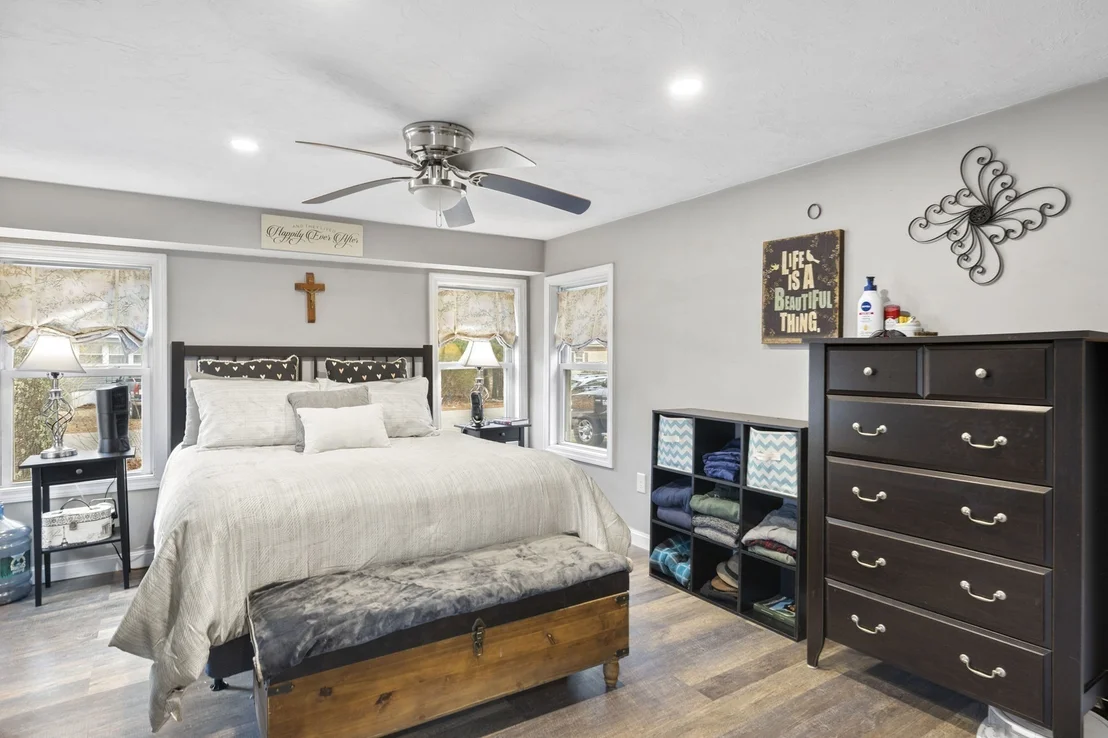 Photo of 27 Siesta Drive