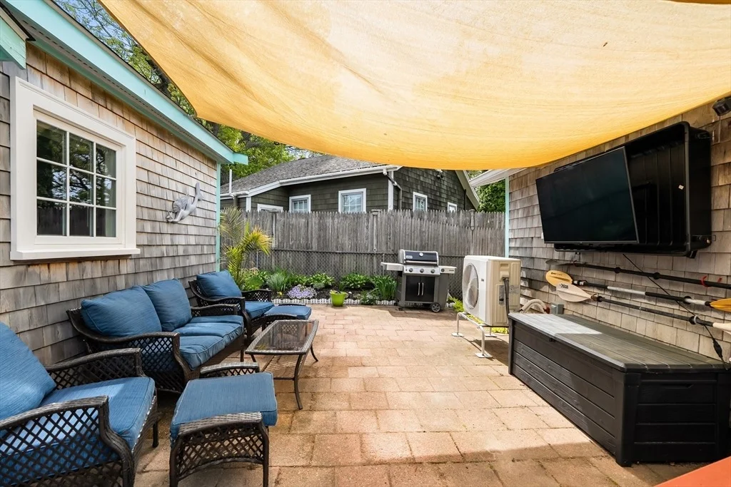 Photo of 13 Woodland Cir