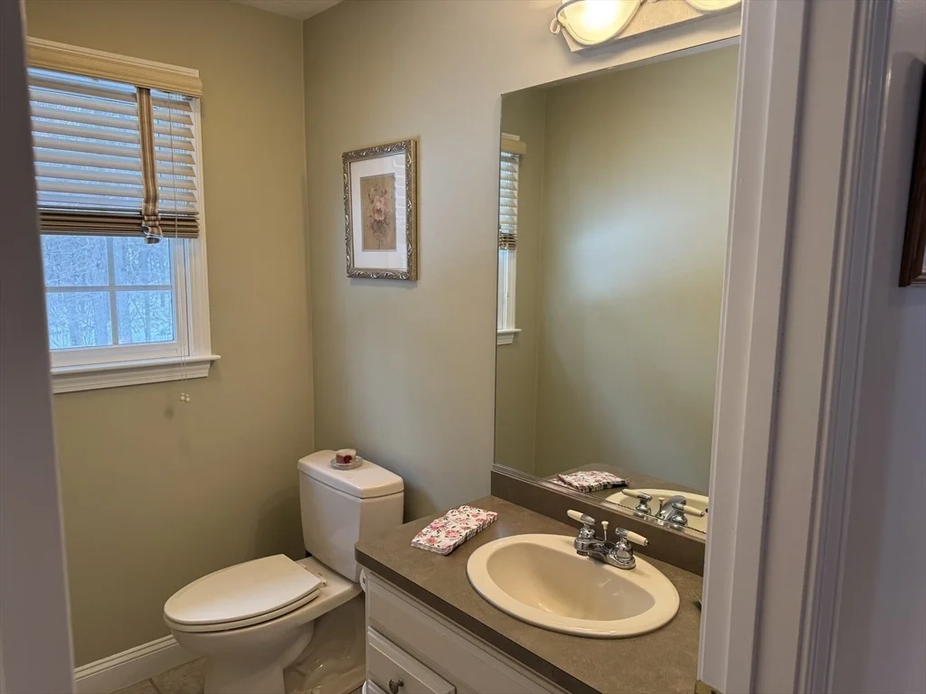 Photo of 4 Haydn Ln