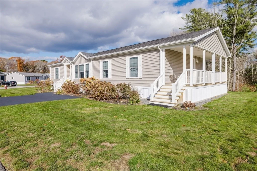 Photo of 210 Linsay Drive