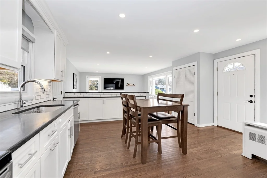 Photo of 110 Walnut St