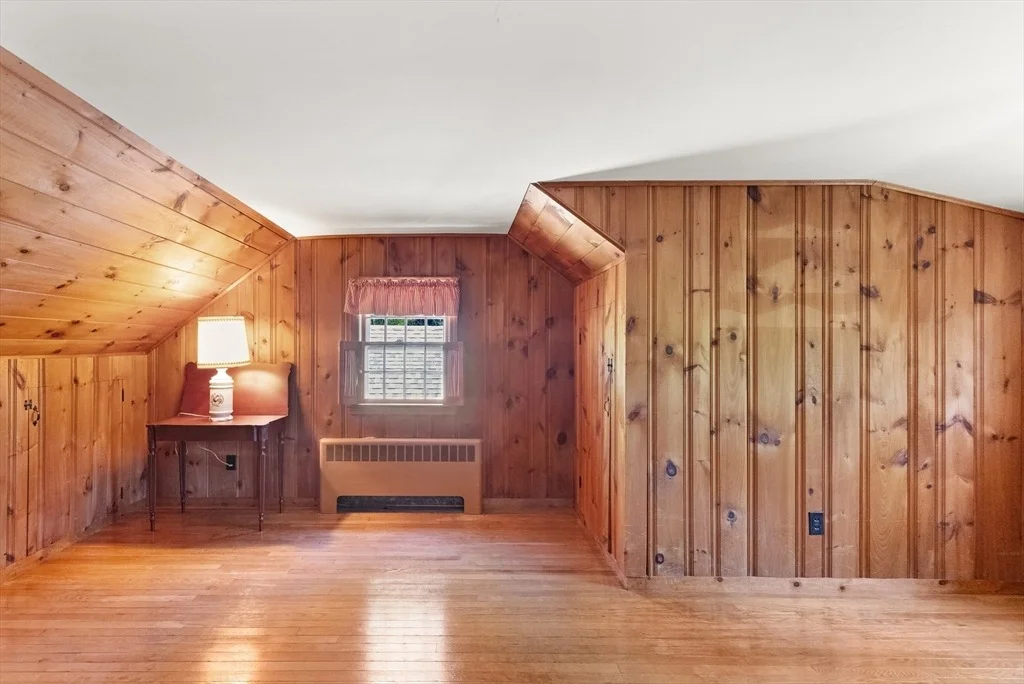 Photo of 11 Hemlock