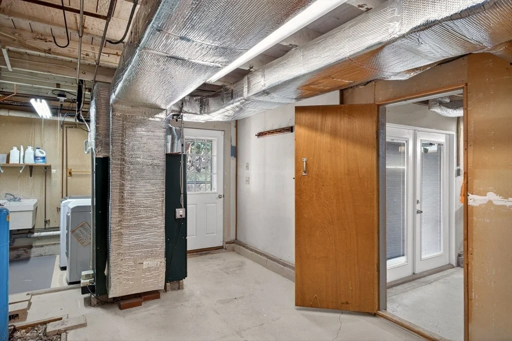 Photo of 250 Mary Chase Rd