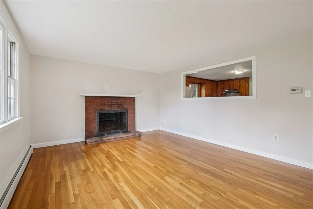 Photo of 342 Robinson St