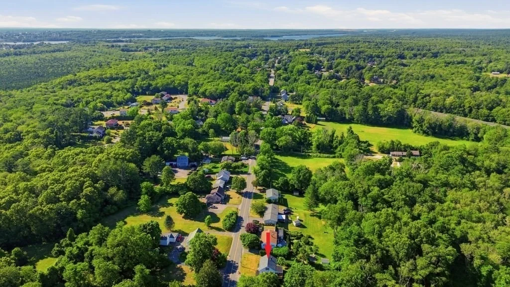 Photo of 125 Davis Rd
