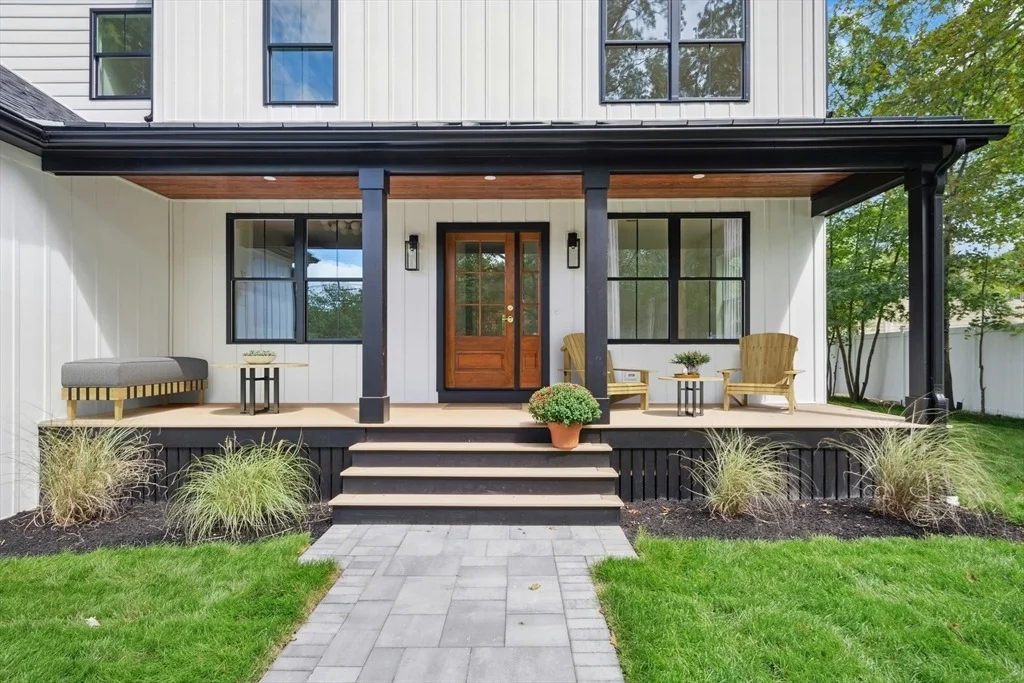 Photo of 671 Marrett Road