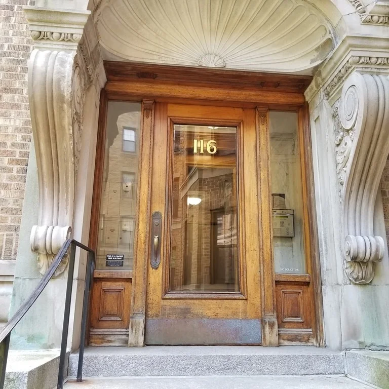 Photo of Unit 5 at 116 Riverway