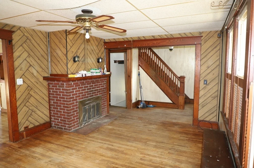 Photo of 129 Mooreland St.
