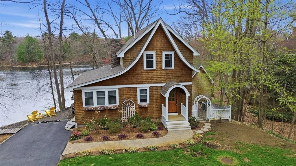 Photo of 284 Whiley Rd