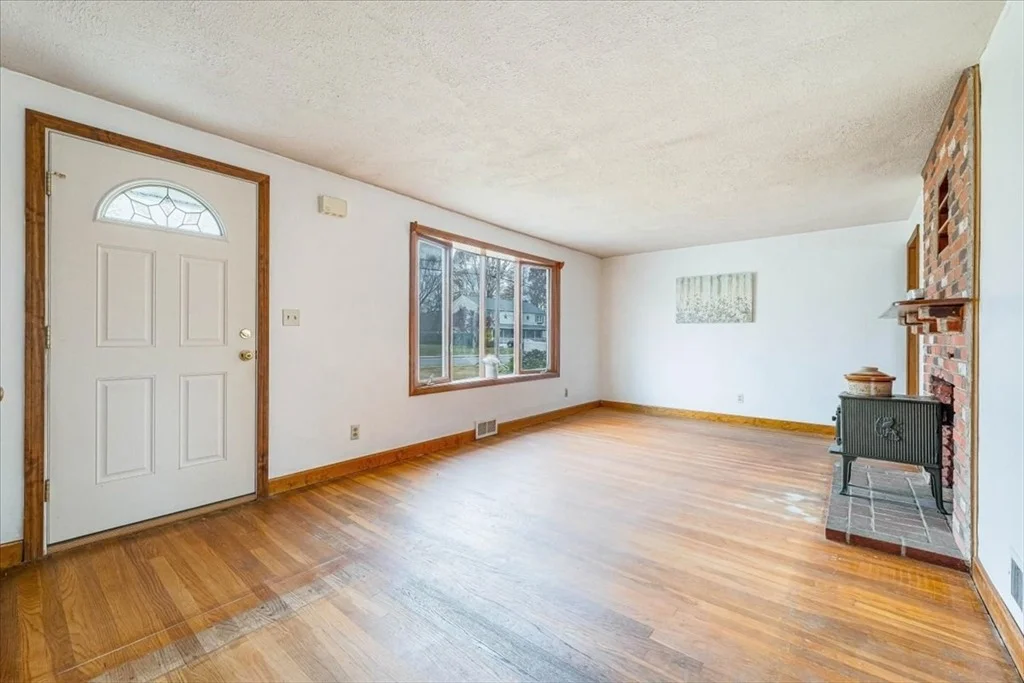 Photo of 104 Milton Rd